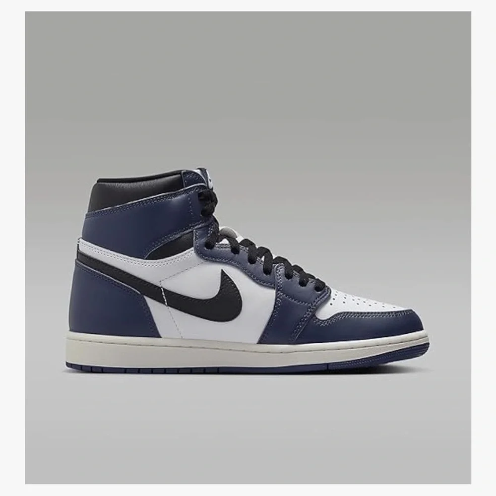 Nike Air High-Top Sneakers in Navy and White - Picture 4 of 5